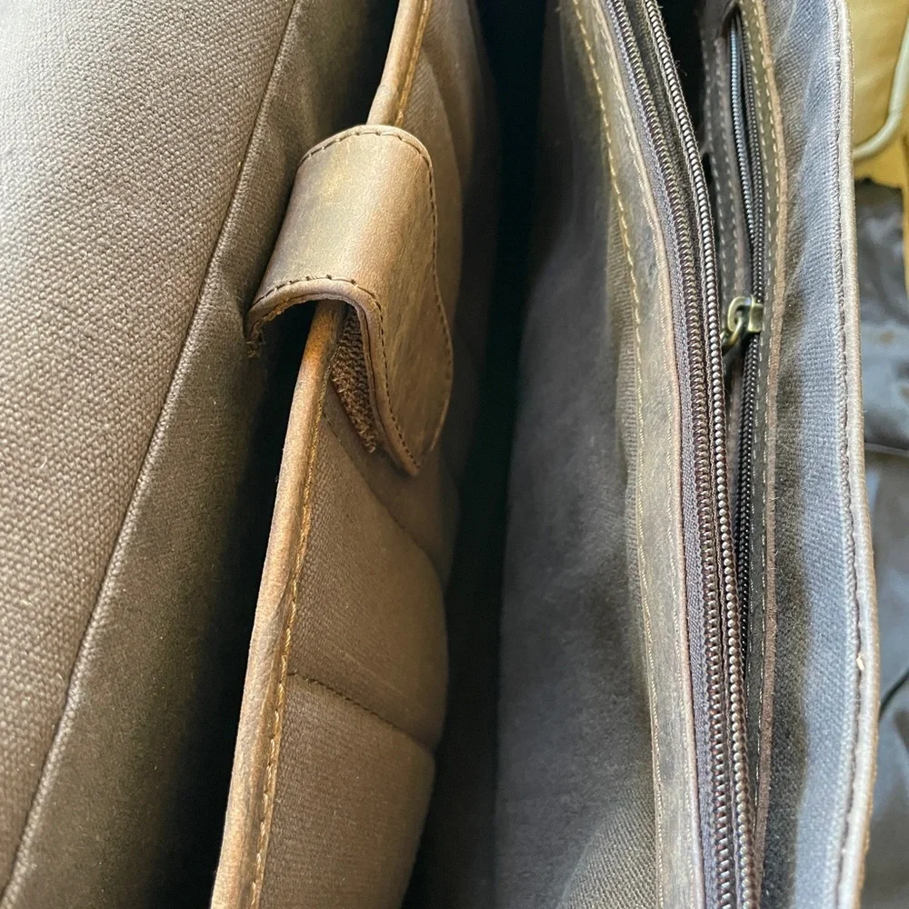 Velorbis “Old School” Brown Leather Briefcase
